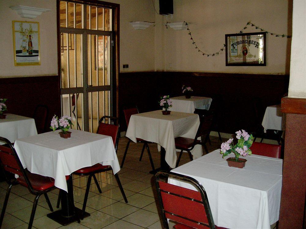 Relais Saint Jacques Hotel Yaoundé Exterior photo