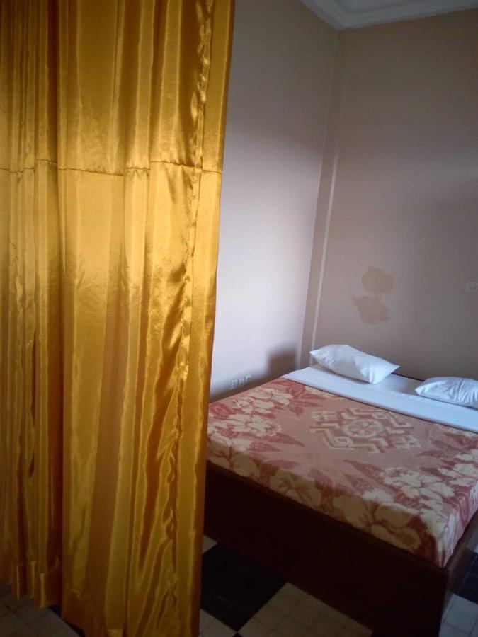 Relais Saint Jacques Hotel Yaoundé Exterior photo